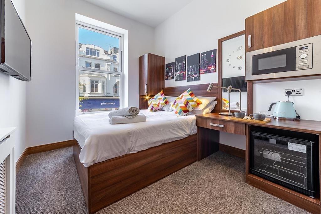 205 Earls Court Rooms London Bagian luar foto