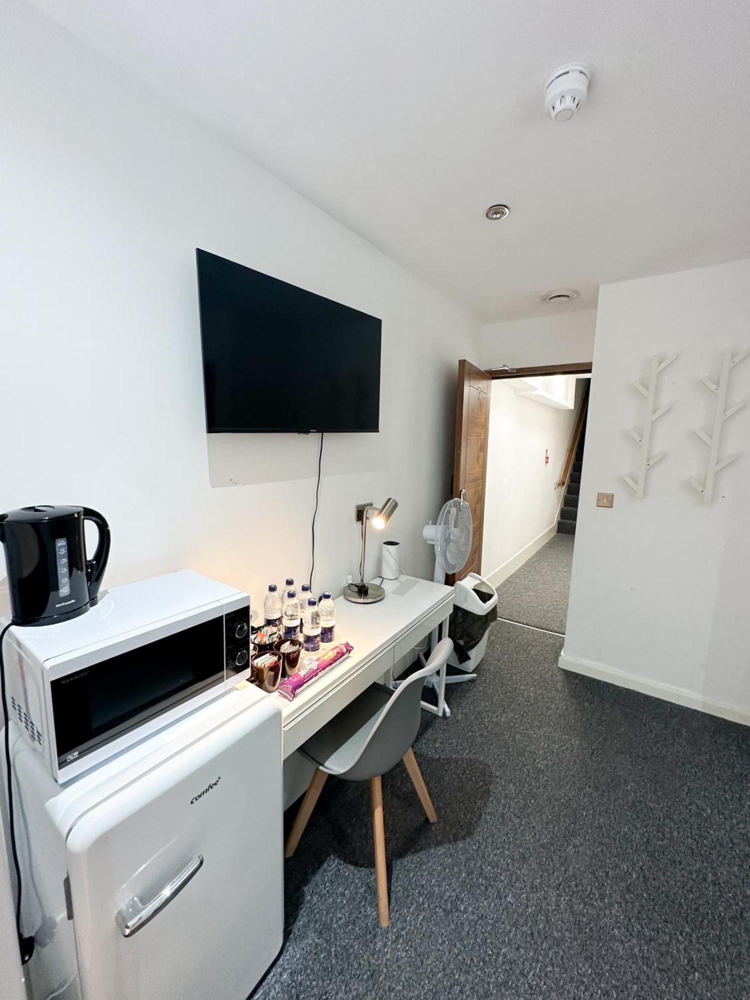 205 Earls Court Rooms London Bagian luar foto